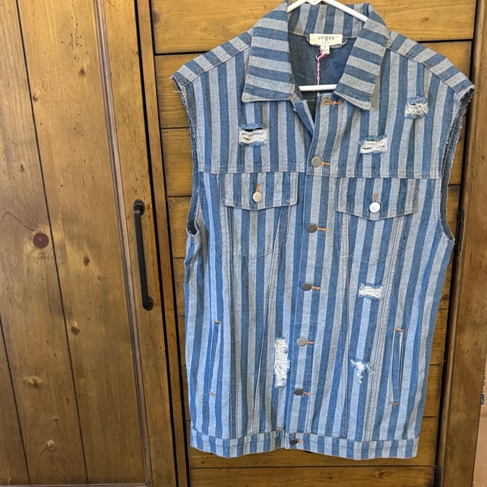 NWT Umgee Blue and White Striped Denim Vest